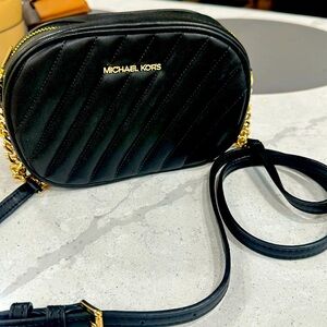 Michael kors ! Black color !
